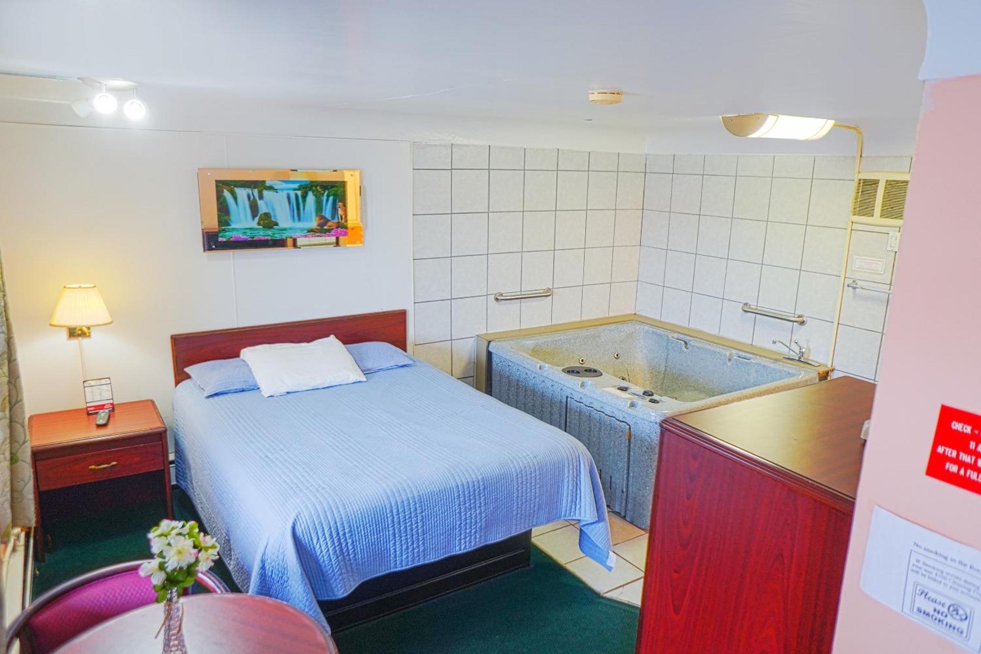 Bay Motel By Oyo Bay City Ngoại thất bức ảnh